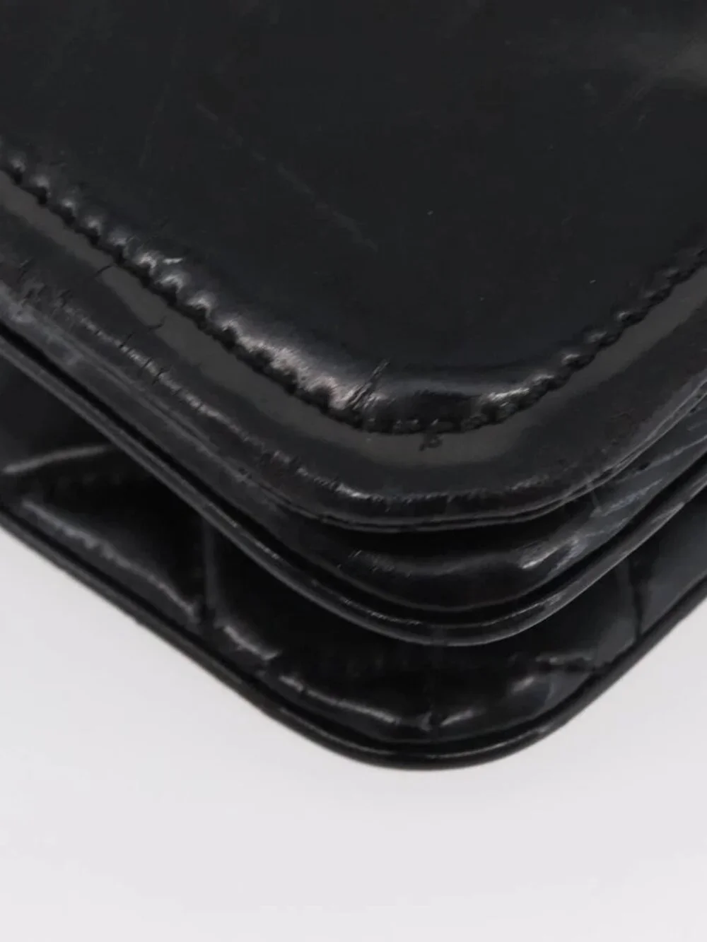 CHANEL brand	chanel color	black